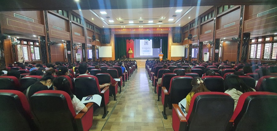 Trường Đại học Vinh tổ chức “Tuần sinh hoạt công dân - HSSV” cuối khóa cho sinh viên khoá 58, 59