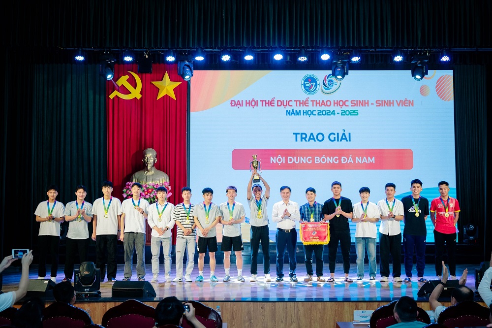 Bế mạc Đại hội Thể dục Thể thao HSSV Trường Đại học Vinh năm học 2024 - 2025
