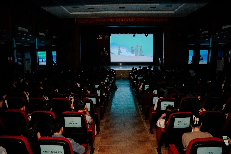Trường Đại học Vinh công chiếu hai bộ phim ý nghĩa nhân kỷ niệm 135 năm Ngày sinh Chủ tịch Hồ Chí Minh