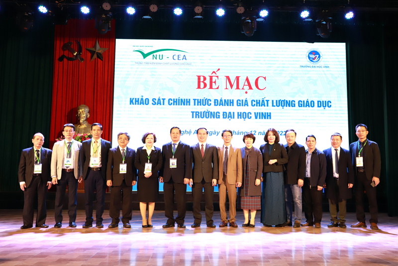 Bế mạc Khảo sát chính thức Đánh giá chất lượng giáo dục (Chu kỳ 2) Trường Đại học Vinh