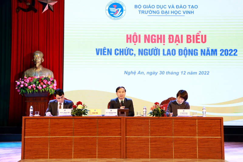 Hội nghị đại biểu viên chức, người lao động Trường Đại học Vinh năm 2022