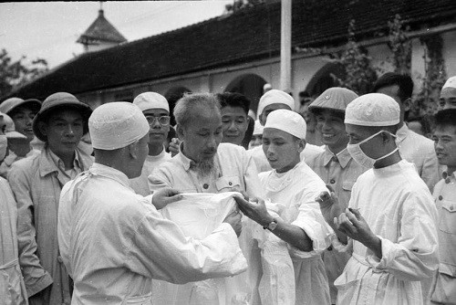68 năm Ngày Thầy thuốc Việt Nam - hành trình vẻ vang và tự hào
