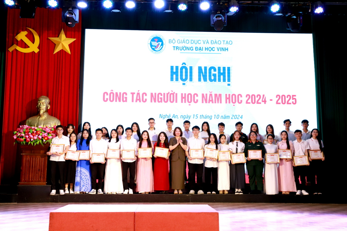 Trường Đại học Vinh tổ chức Hội nghị công tác người học năm học 2024 - 2025