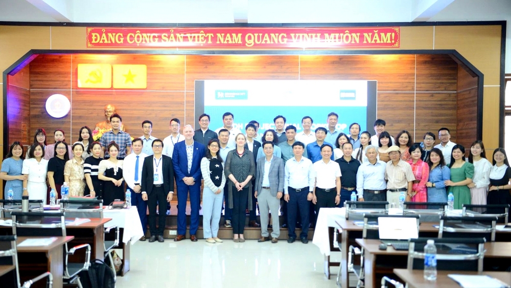 Tổng kết dự án "Hỗ trợ Chuyển đổi số trong đào tạo giáo viên tại Việt Nam" (TEDH)