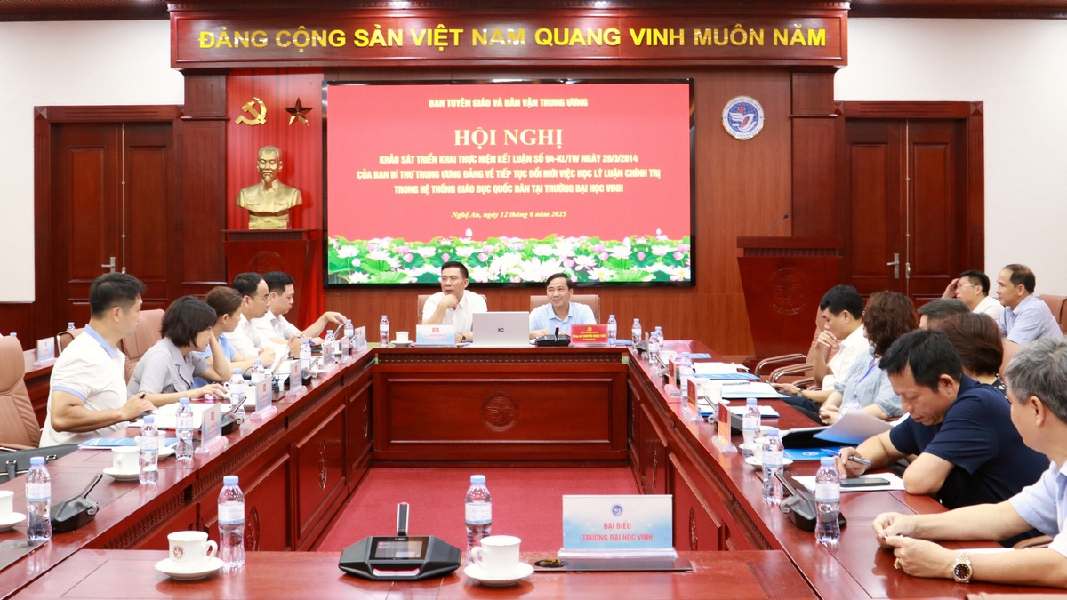 Ban Tuyên giáo và Dân vận Trung ương khảo sát việc thực hiện Kết luận số 94-KL/TW tại Trường Đại học Vinh