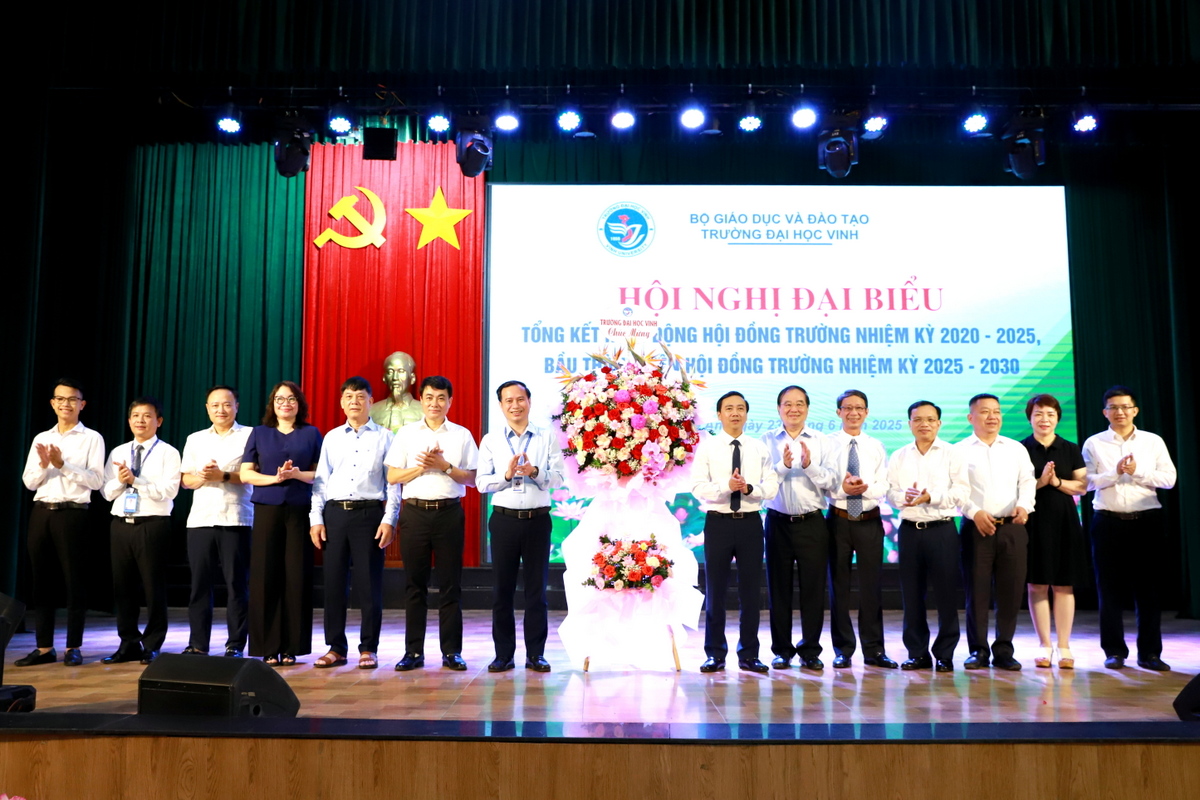 Trường Đại học Vinh tổng kết hoạt động của Hội đồng trường nhiệm kỳ 2020 - 2025, bầu Hội đồng trường nhiệm kỳ 2025 - 2030