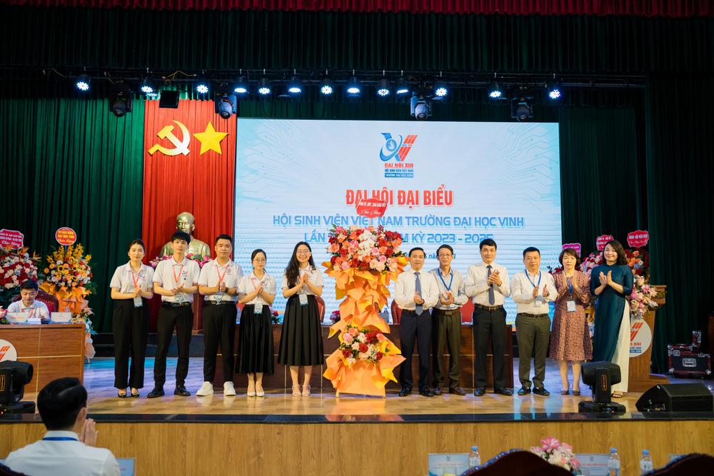 Đại hội đại biểu Hội Sinh viên Việt Nam Trường Đại học Vinh lần thứ XIII, nhiệm kỳ 2023 - 2025 thành công tốt đẹp