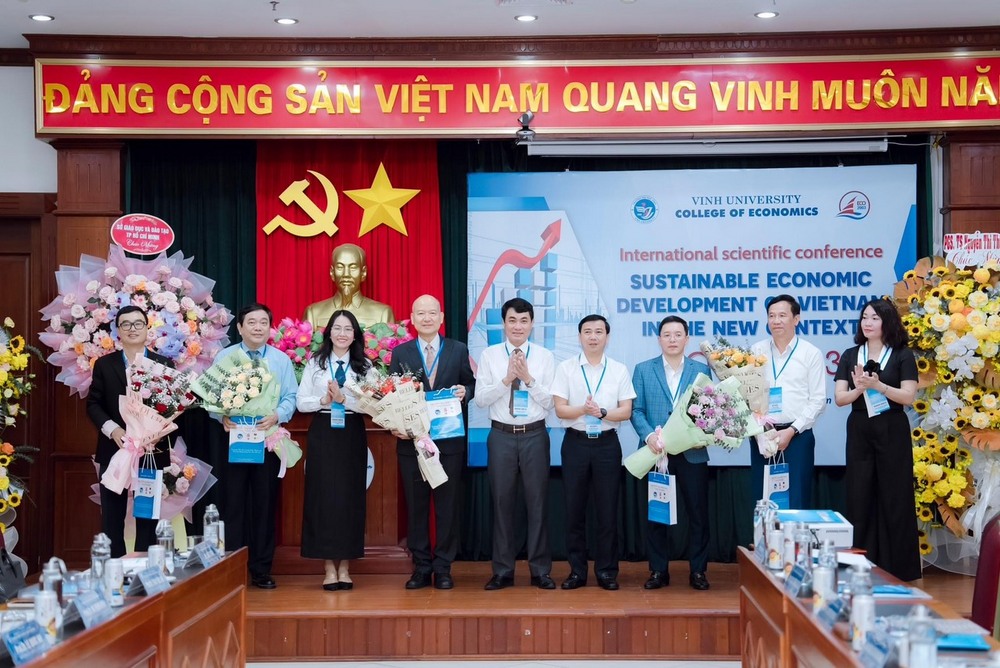 Trường Kinh tế - Trường Đại học Vinh tổ chức Hội thảo khoa học quốc tế "Phát triển bền vững kinh tế Việt Nam trong bối cảnh mới"